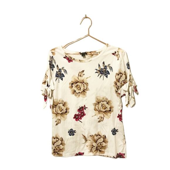 Ann Taylor Factory Tops - Ann Taylor factory floral short sleeved blouse with tie sleeves size small